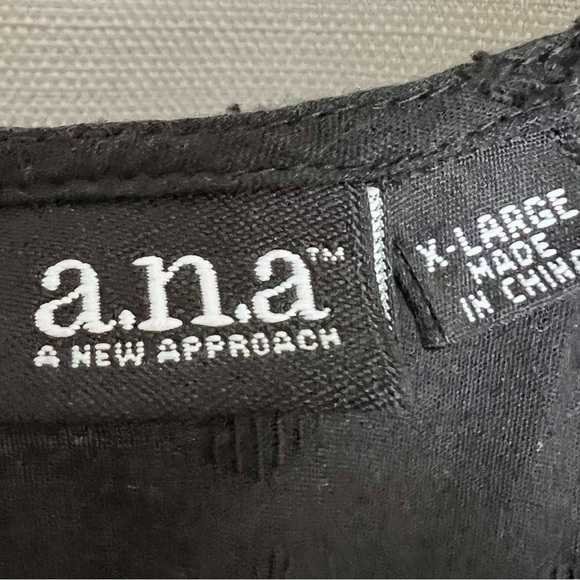 a.n.a Black Swiss Dot Beaded Blouse – Size XL - Picture 3 of 5